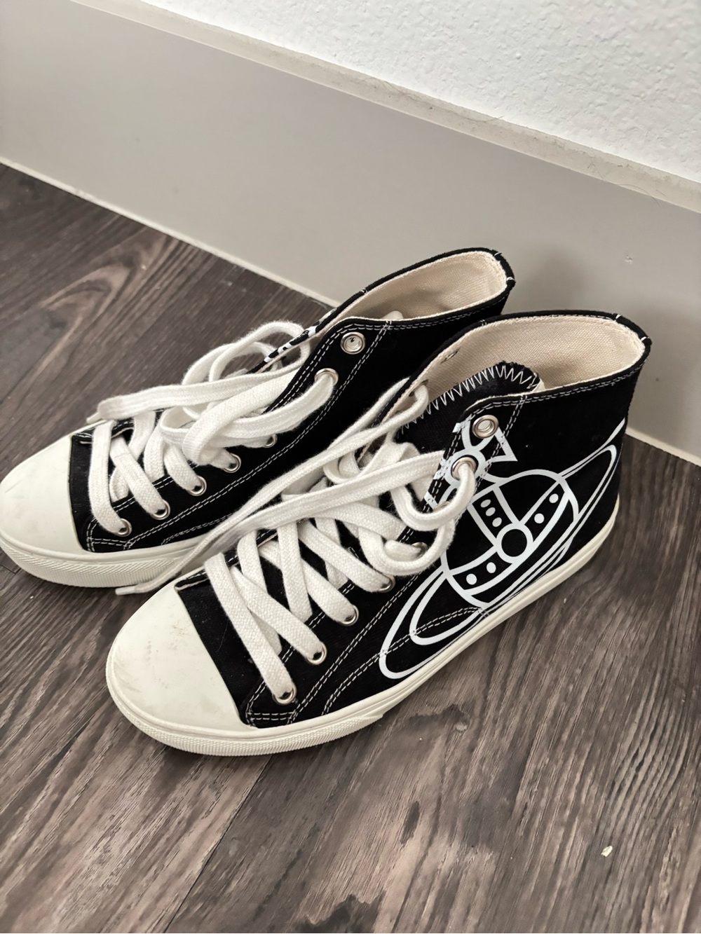 Vivienne Westwood orb sneakers - Picture 2 of 2